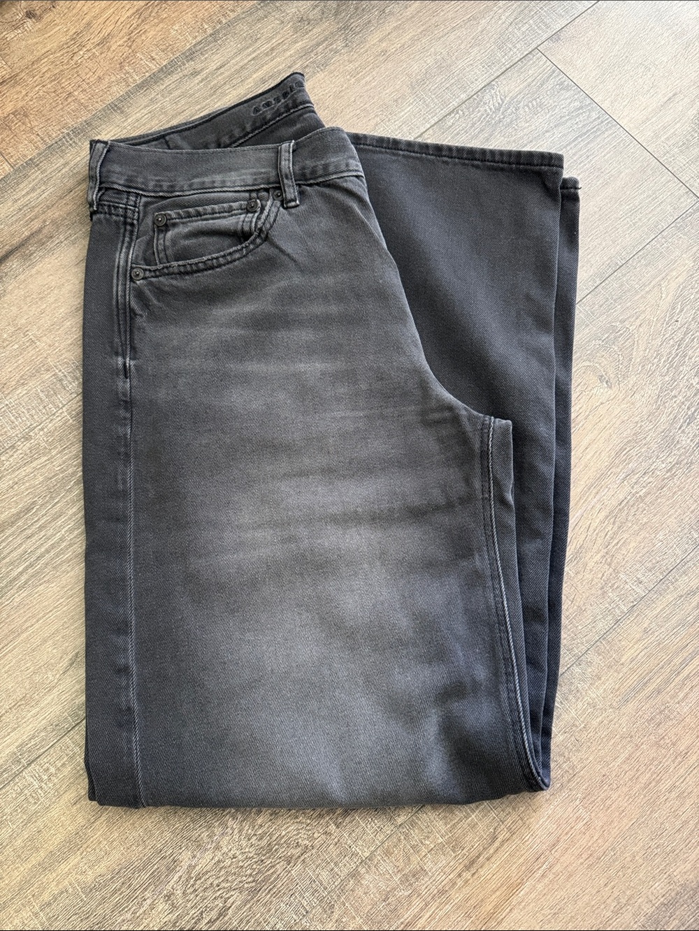 American Eagle Outfitters Women’s Baggie Wide-leg Faded Dark Grey Jeans | Size 6